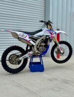 2017 Yamaha YZ250F - Image 2